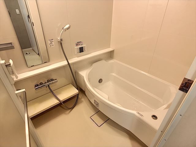 バス