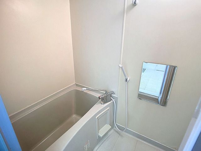 バス