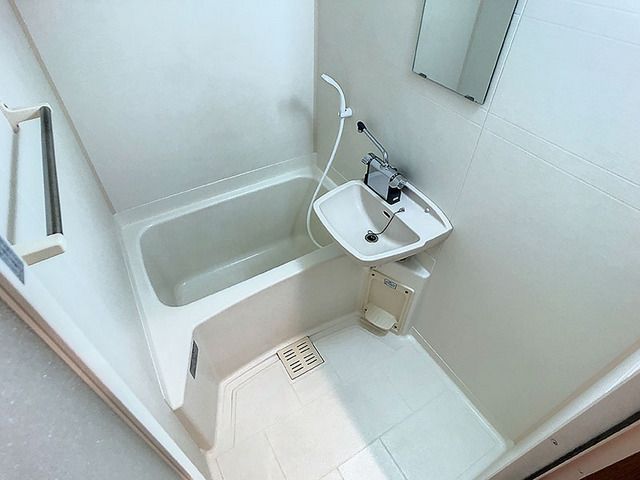バス