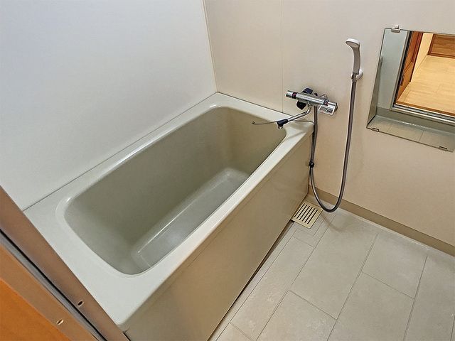 バス