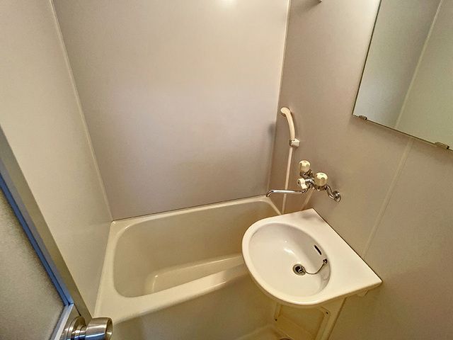 バス