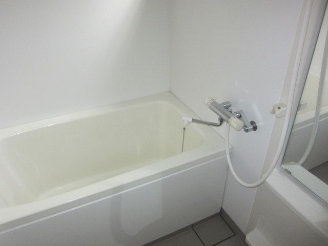 バス