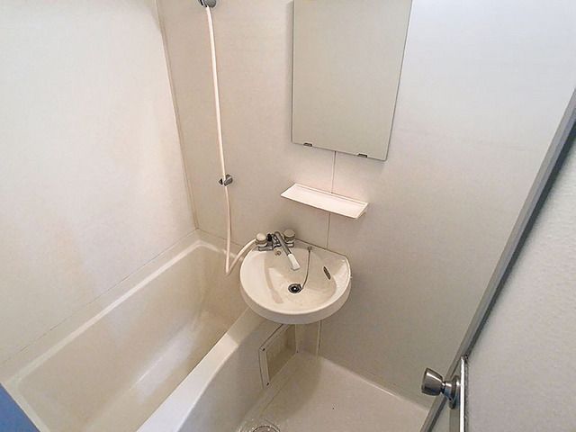 バス