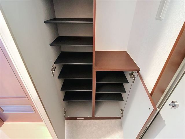収納