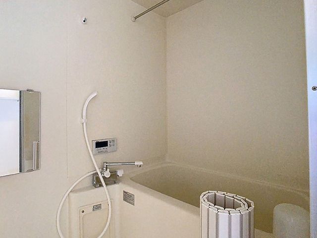 バス