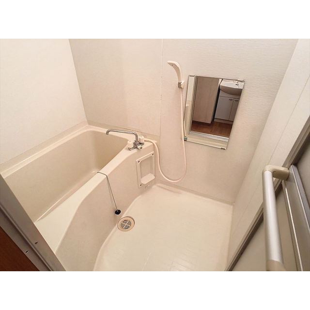バス