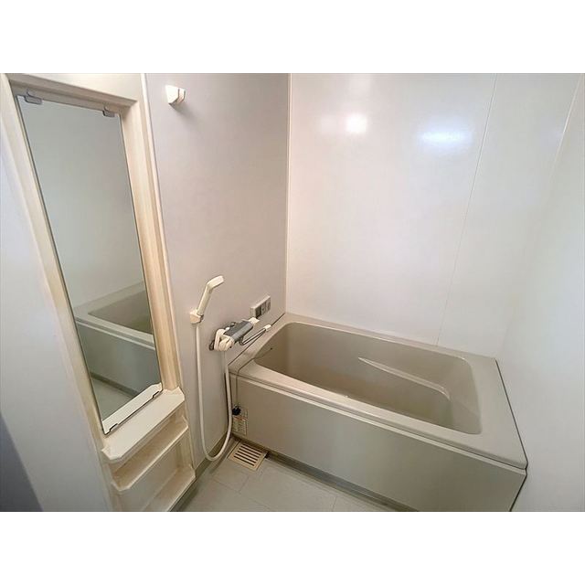 バス